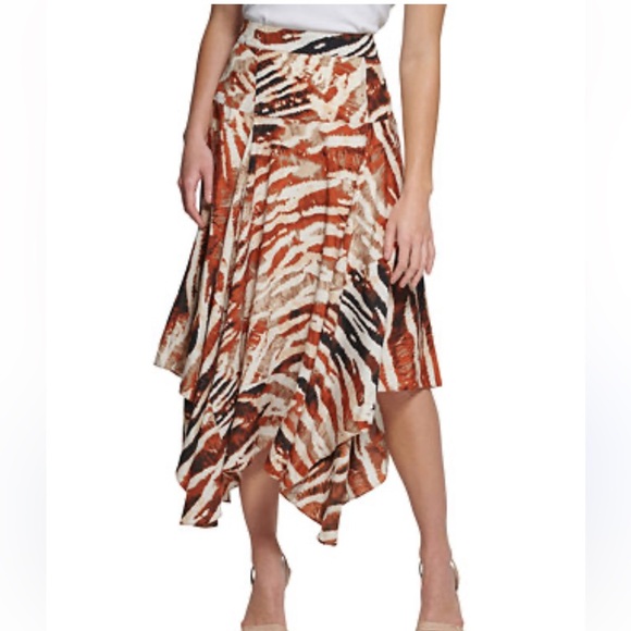 Calvin Klein Handkerchief Hem Pull On Skirt in Terracotta Multi Women's Size 12 - Picture 1 of 6